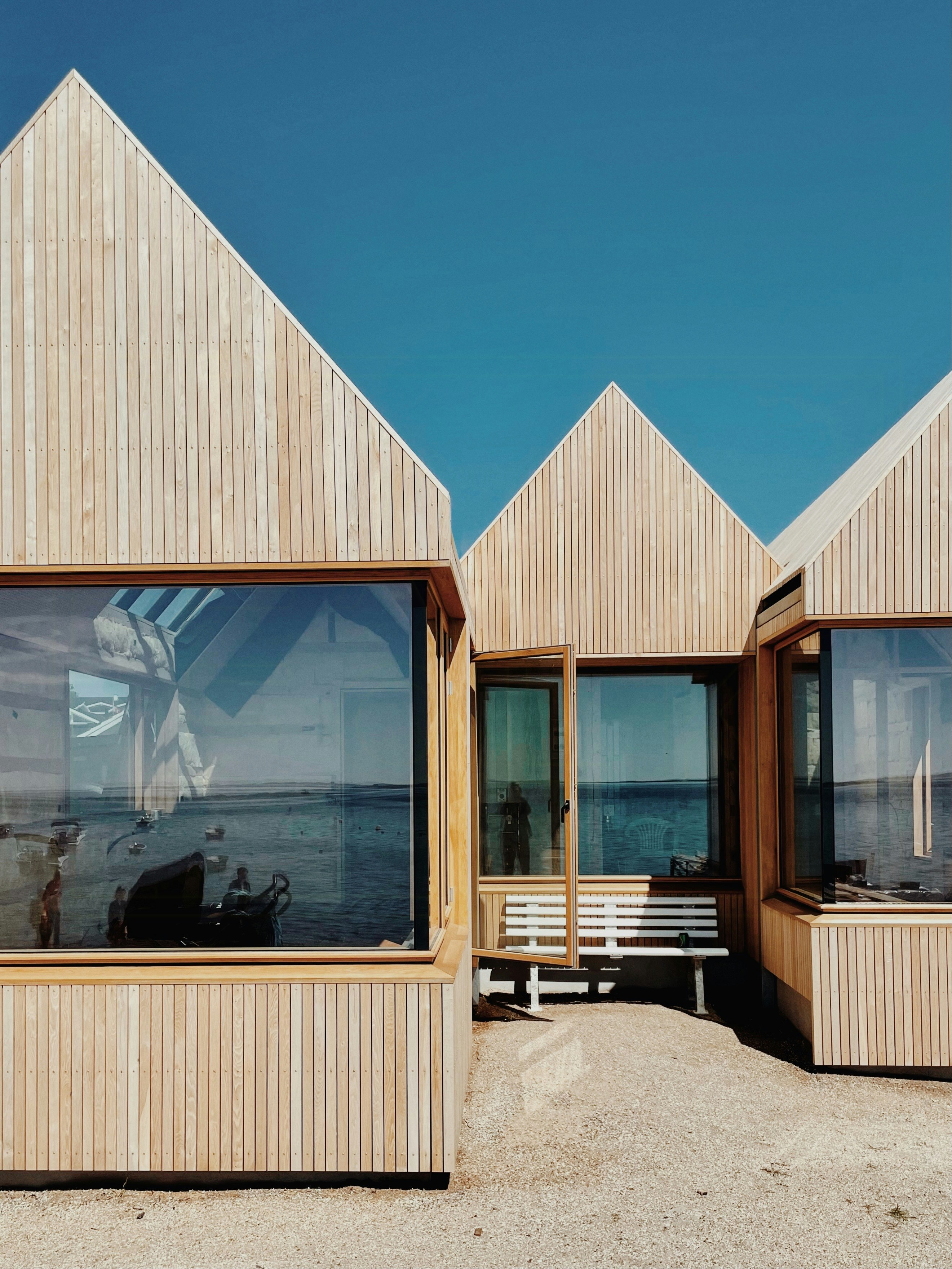 Arkitektens bud på, hvad lys og æstetisk bæredygtighed gør for sommerhuset